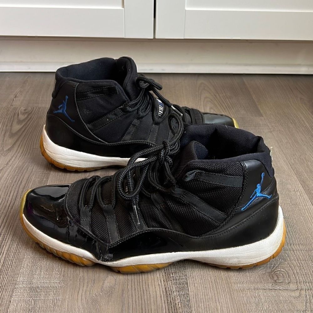 Nike Air Jordan 11 Space Jam 2009 OG Retro Mens Size 11 Sneakers 100% Authentic